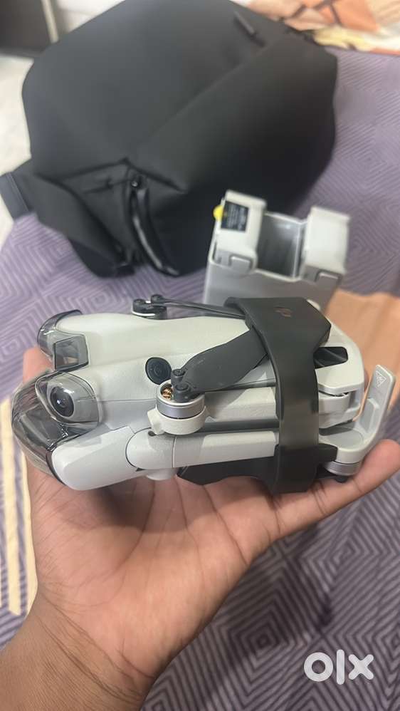 DJI Mini 4 pro fly more combo
