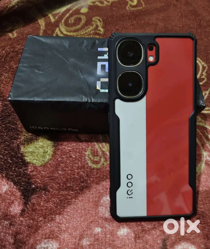 IQOO Neo 9 pro for sale with box and original charger 120 wat