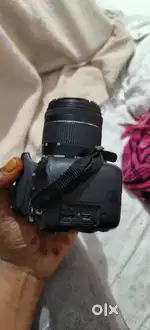 Canon EOS 200d