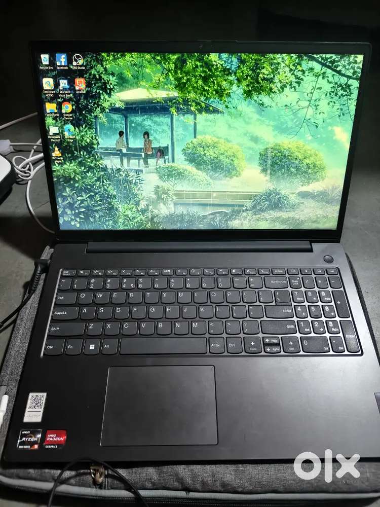 Lenovo laptop Ryzen5 5500U 8GB RAM  512GB SSD  Excellent Condition