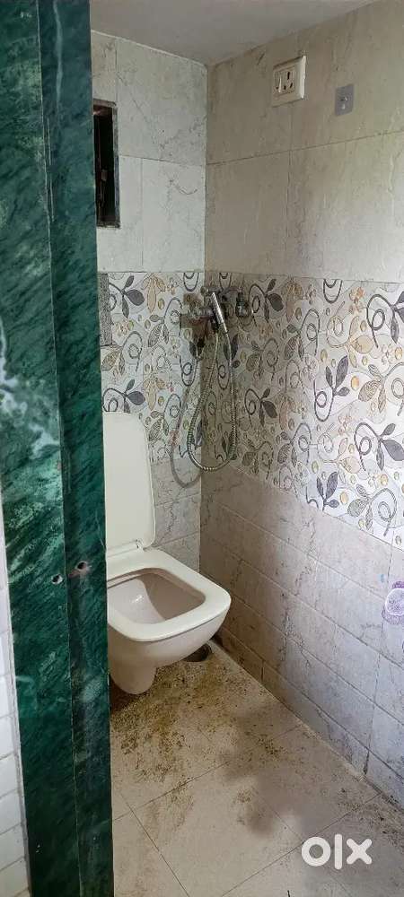 1 bhk flat for rent versova village near by masan devi mandir bus stop