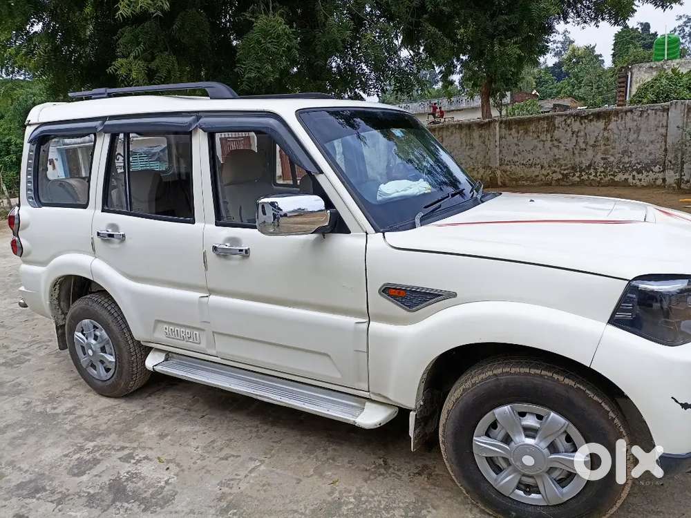Mahindra Scorpio Classic 2015 Diesel 110000 Km Driven