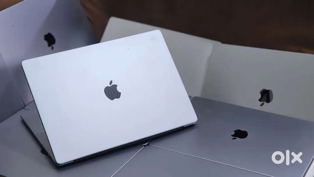 M1 Apple Macbook Pro 32GB Ram 512GB Apple SSD 2022 Manufacturing