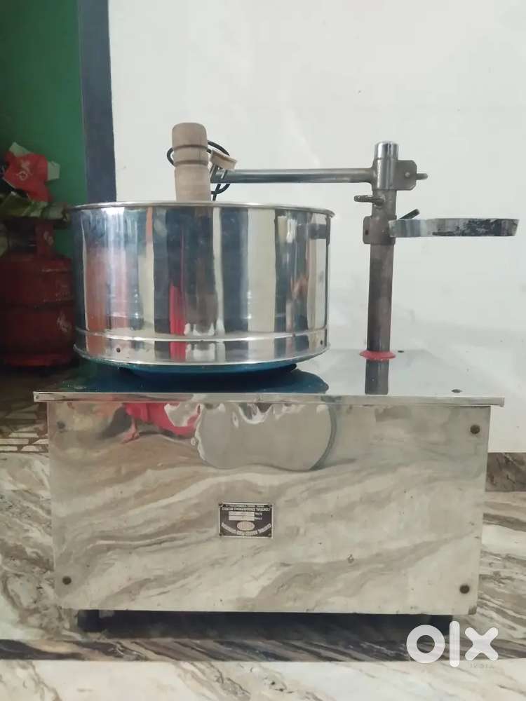 Heavy wet grinder