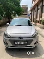 Hyundai i20 asta top model 1 owner full insurance 53600 kms run well