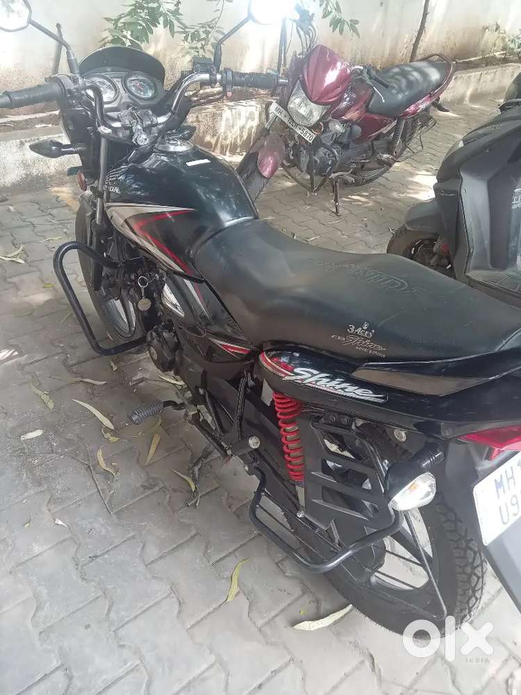 Selling HONDA CB SHINE 125.