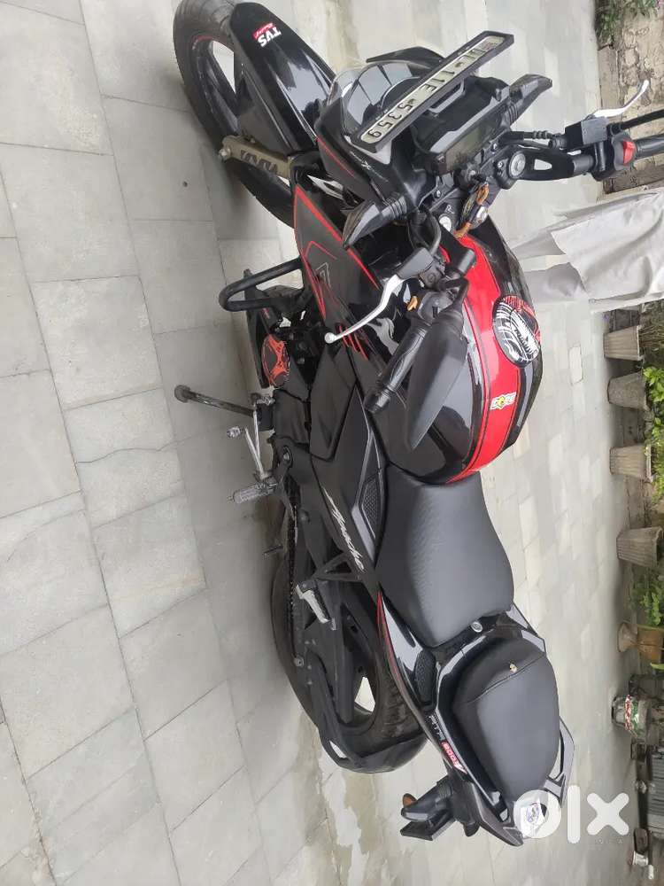 Apache 200 4V very good condition