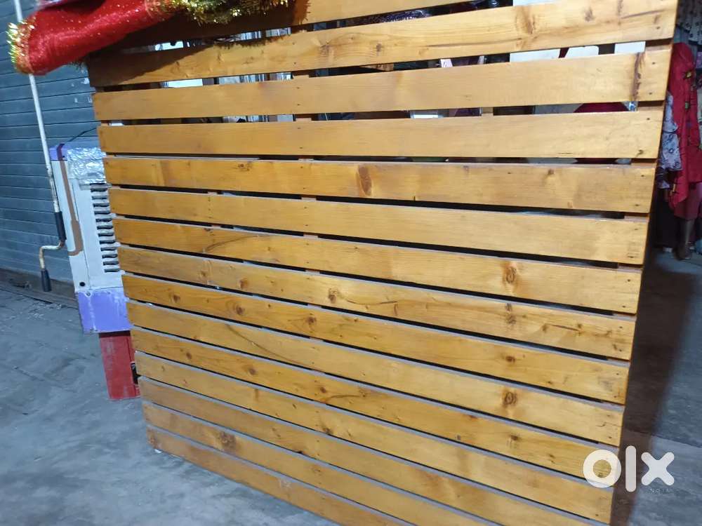 Readymade Shop counter