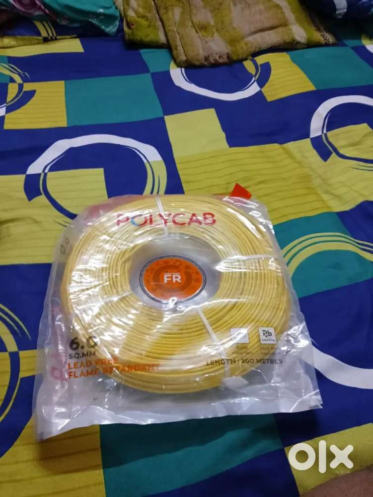 Polycab FRLS-H 6 sq mm Red 200 m PVC Insulated Wire