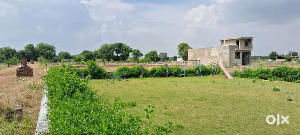 Plot for sale in near airport agra