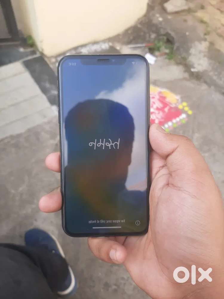 I phone X 64gb urgently selling