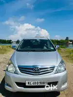 Toyota Innova 2.5 V 7 STR, 2011, Diesel