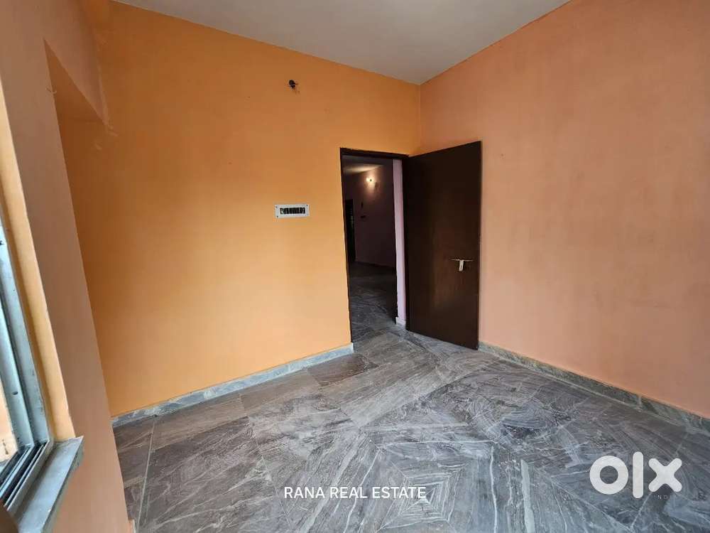 Nice beautiful 2bhk 2nd floor with personal roof rent in Thakurpukur.