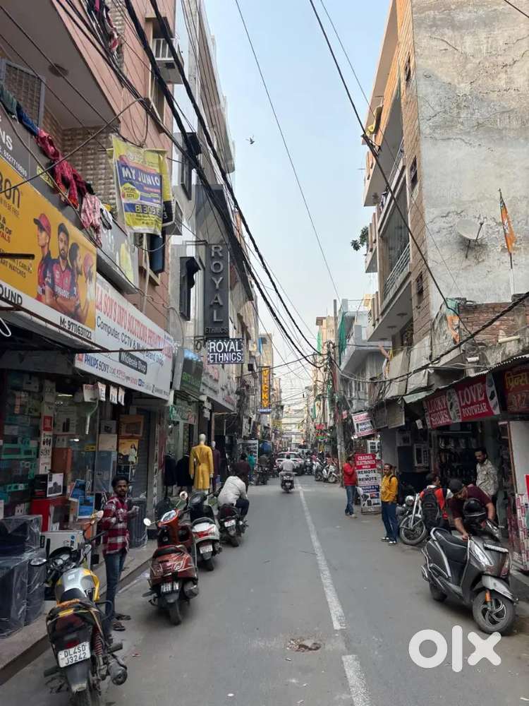 L. Type shop for rent in uttam nagar new arya samaj road