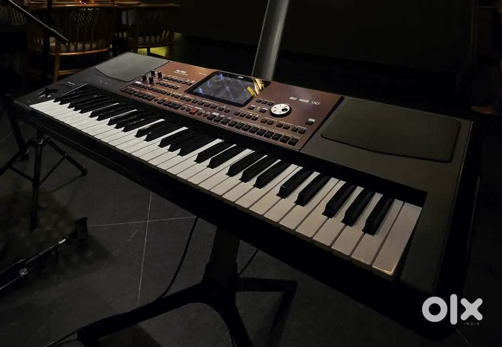 Korg PA-700 Arranger Keyboard  Brand New  Box Pack  Negotiable