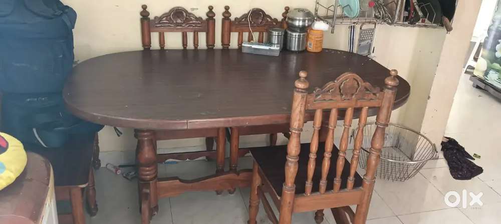 Dining table pure sagwan wood with 6 chair