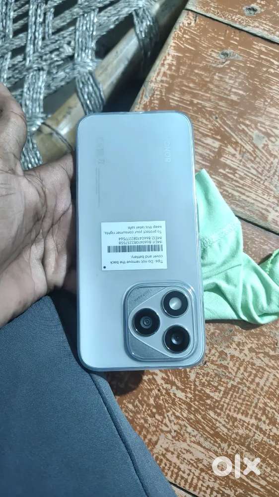 Grey silver Titaneya