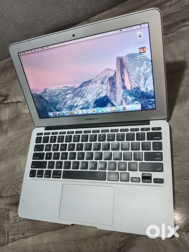 Macbook Air i5, 4gb Ram, 128gb SSD