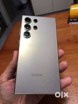 Selling Samsung S24 Ultra, Mint Condition,12/256GB Warranty Available.