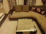 6 seater spacious sofa for sell with 2 puffies