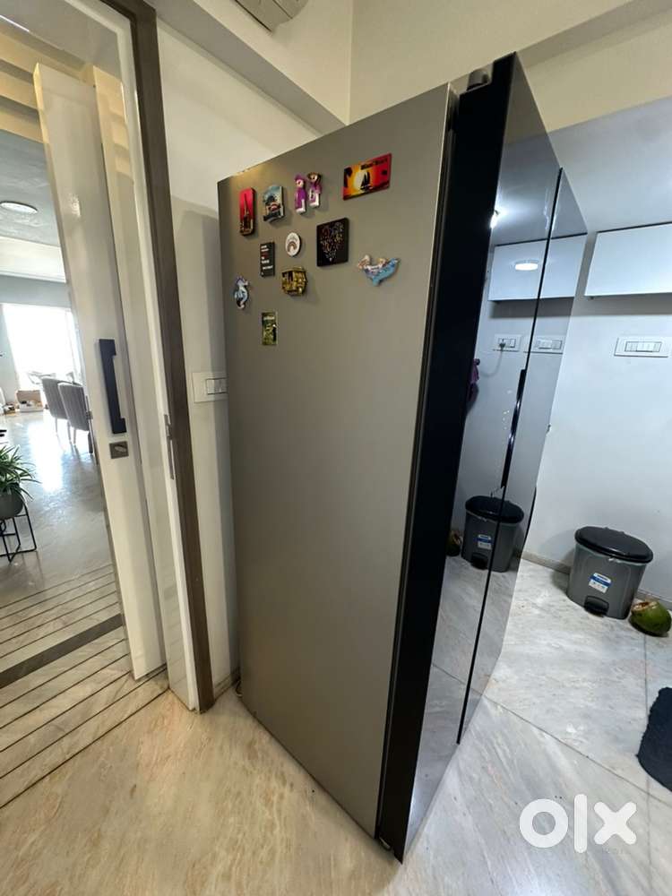 Fully working double door fridge in great condition