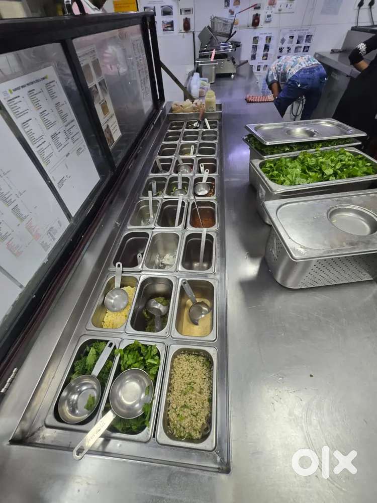 Available hotel restaurant 6 lac 50 thousands Rent any cafe be gvn veg