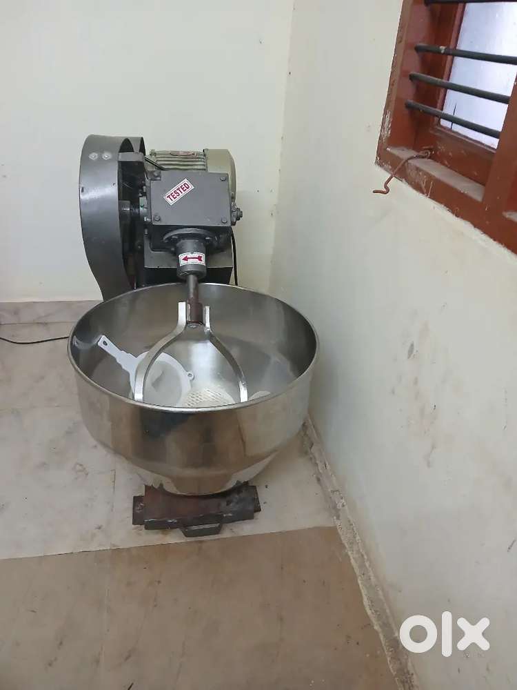 Auto grinding machine