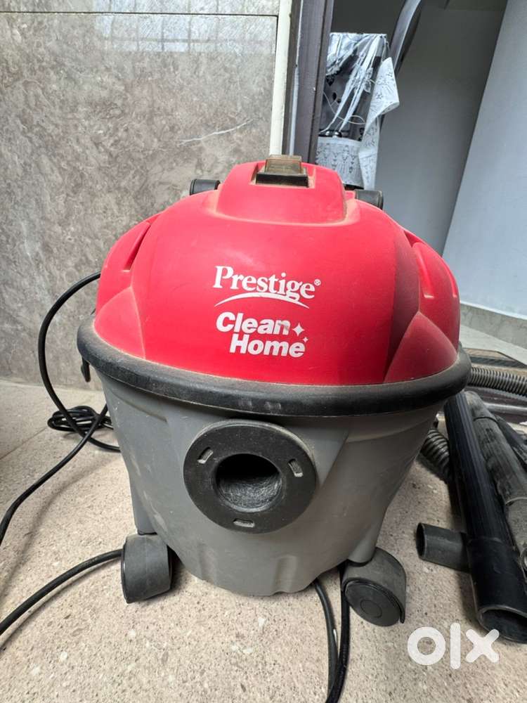 Prestige Wet and dry vacuum cleaner 1200W in good condition