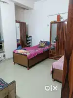 NIHIT GIRLS PG