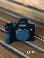Sony M4 camera body