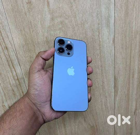 selling my 5 month used model i phone 13 pro
