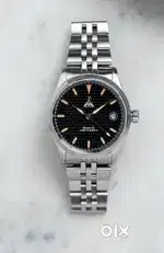 DWC Everest 3 Watche-Black in New condition