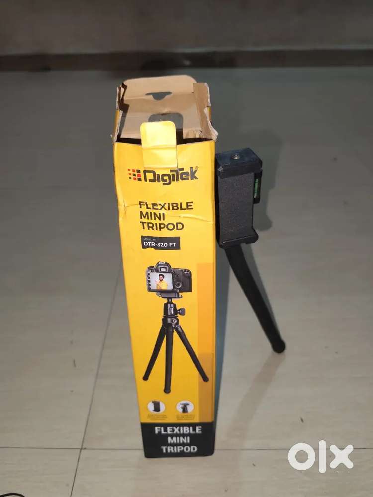 Tripod DIGITEK flexible mini tripod 2 months used