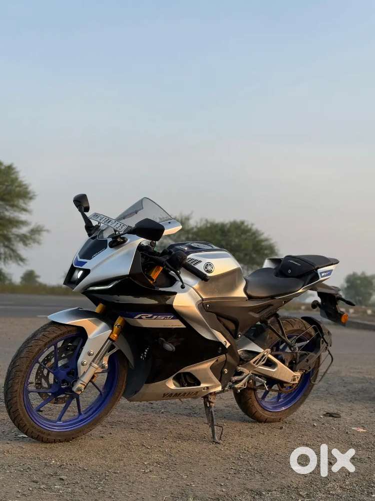 R15V4M 3000km Used only