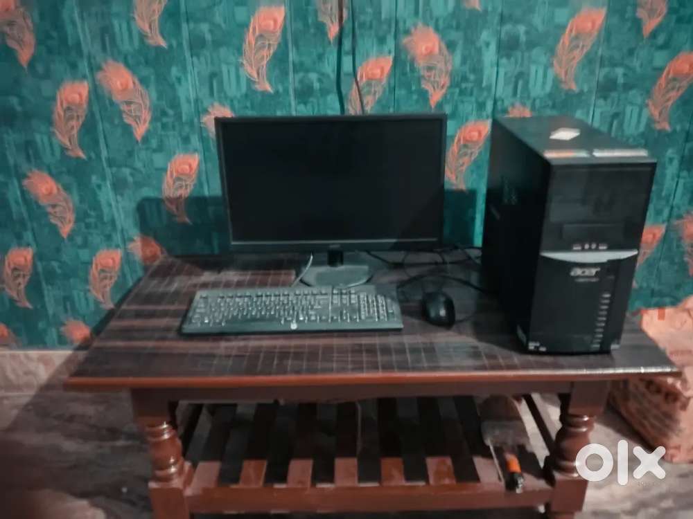 A small not working computer that you can solve easily in rupees 400