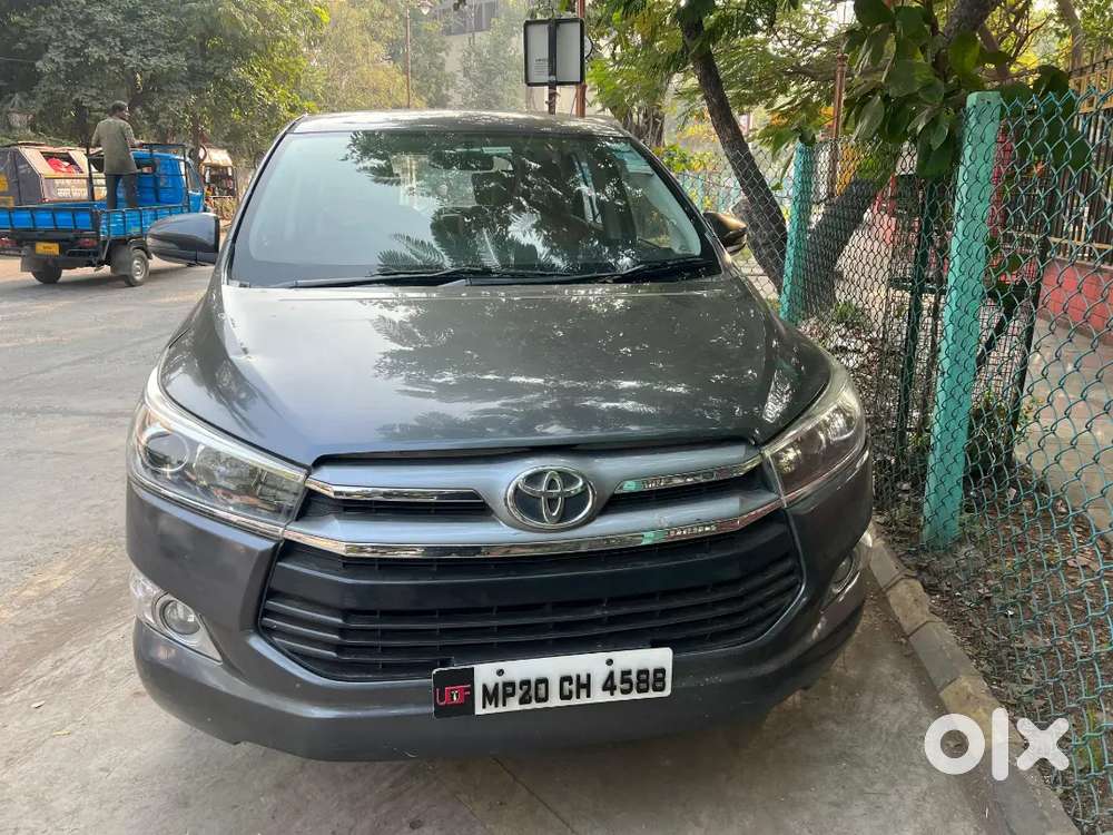 Toyota Innova Crysta 2018 Diesel Well Maintained