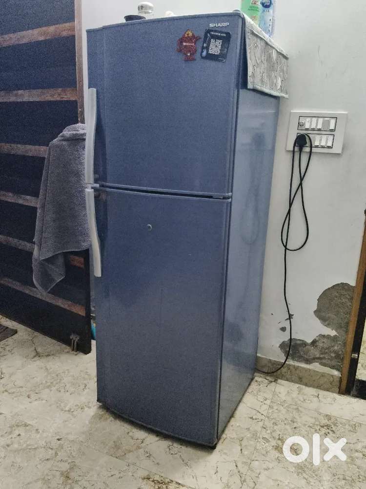 Sharp refrigerator
