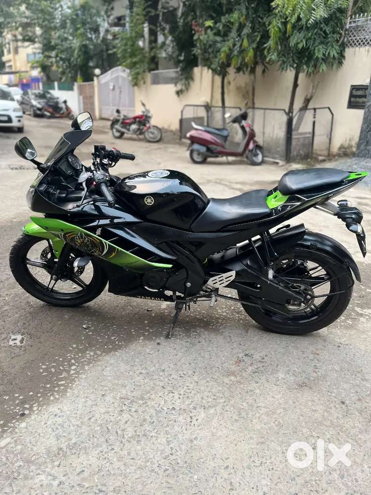 Yamaha R15 V2 limited edition (2013) model