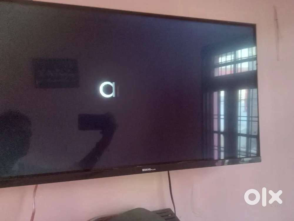 Bravo 32 inch android L.E.D