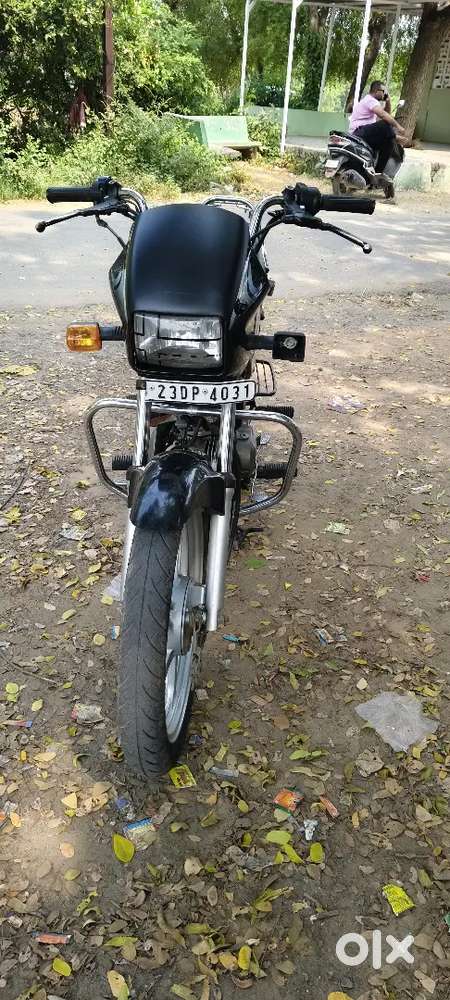 Splendor bs6 2022 1 owner
