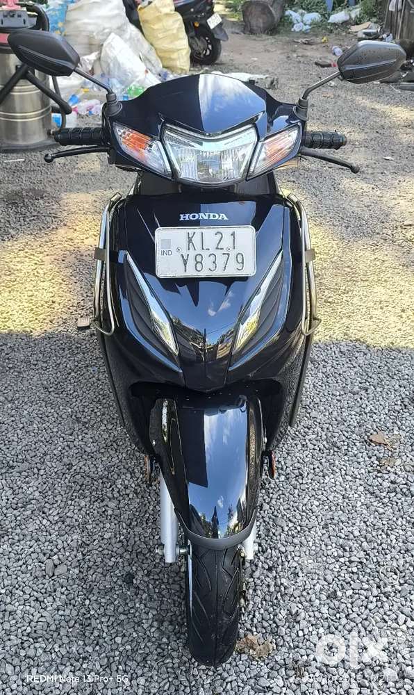 New activa showroom condition vehicle no scratches All papers clear