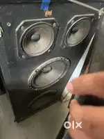 2 Thakral speakers/woofers