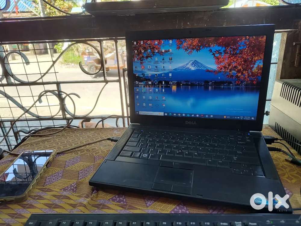 Dell i5 laptop