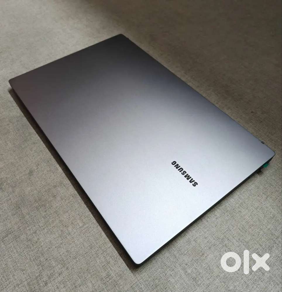 Samsung Galaxy Book3 i7 13th Gen 16 GB - 512 GB - BRAND NEW LAPTOP