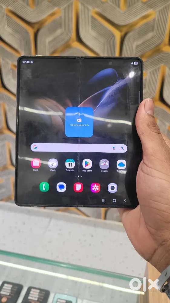 Samsung fold 4 12_256gb black colour