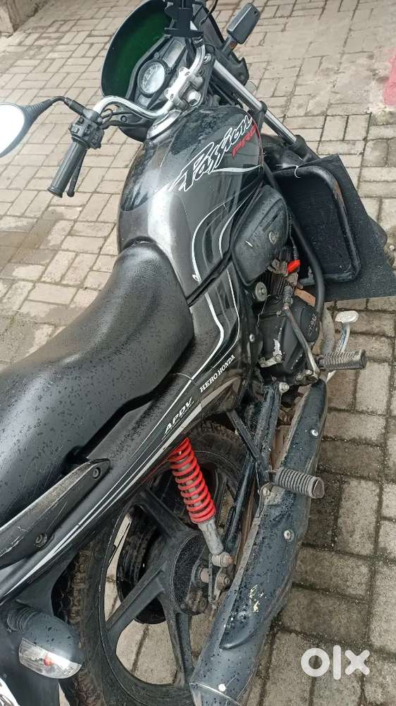 Hero honda Passion pro, 2011  good conditions, battery new, self start