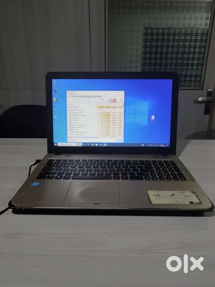 ASUS VivoBook Max (2020)