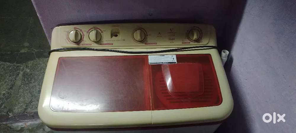 VIDEOCON SEMI AUTOMATIC WASHING MACHINE