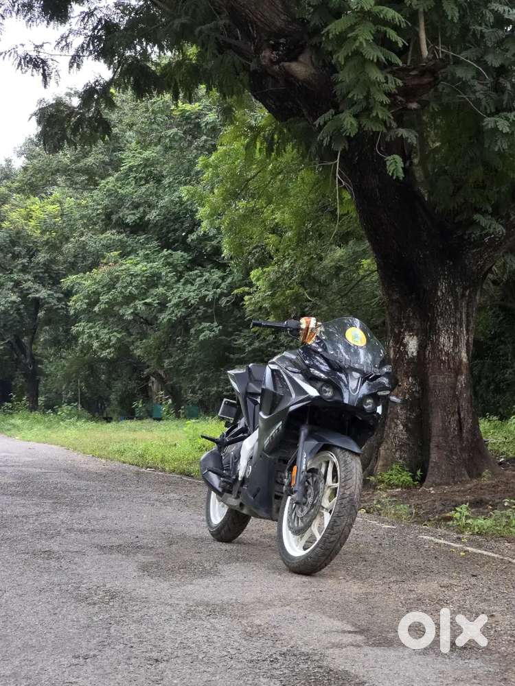 Pulsar Rs 200 bike Good condition no problem interested people message