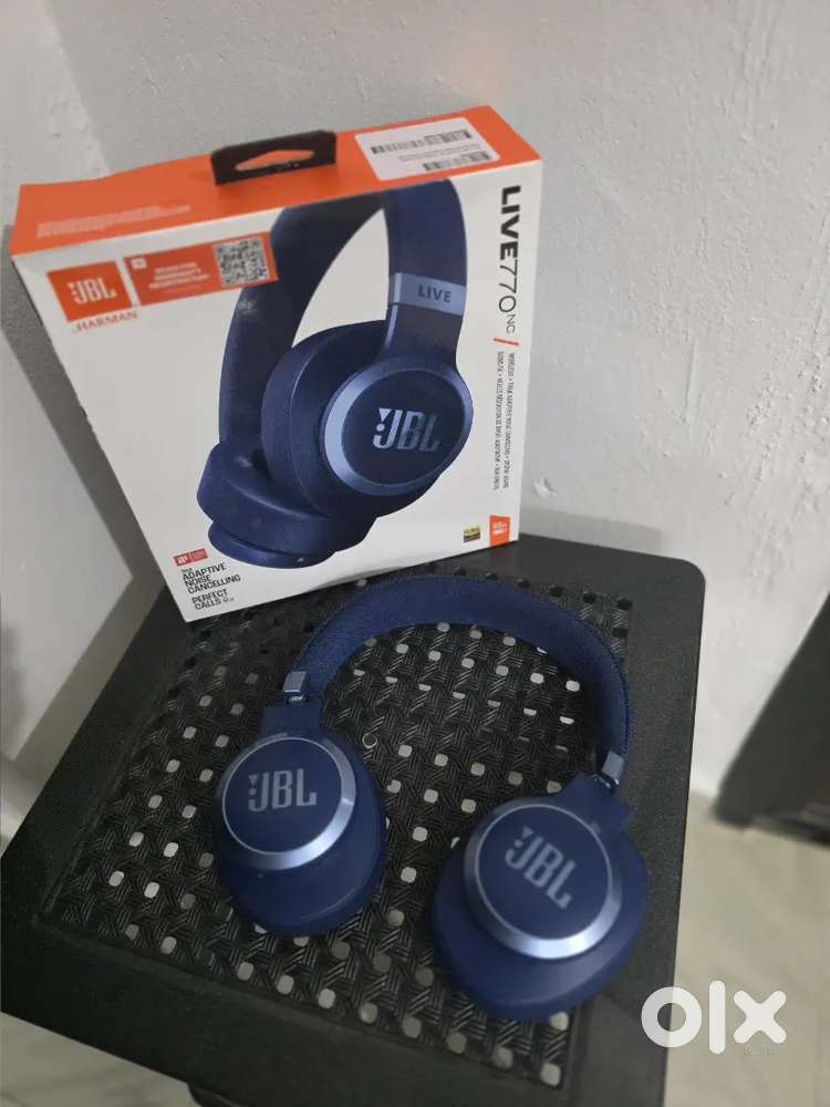 JBL Live 770NC